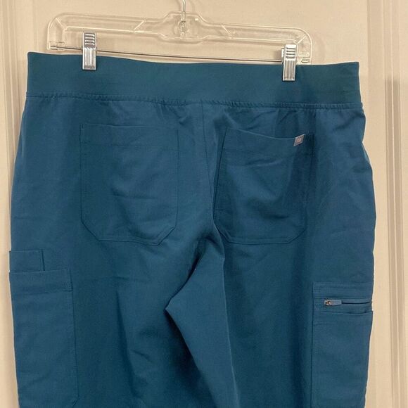 Figs scrubs, pants, size extra large ￼XL/T - Picture 5 of 8